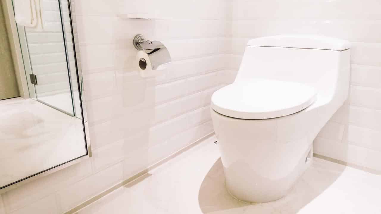 https://yourservicestars.com/wp-content/uploads/2023/11/Vn51UnrkSliR1qKQbccL_toilet.jpg